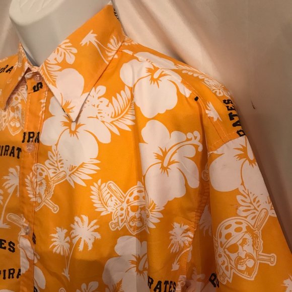 Pittsburgh Pirates Hawaiian Casual/Dress Button Shirt #101 - Picture 3 of 5